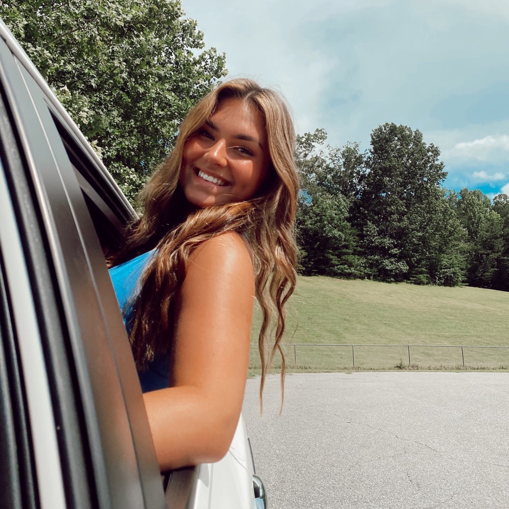 Meet your Posher, Cassie
